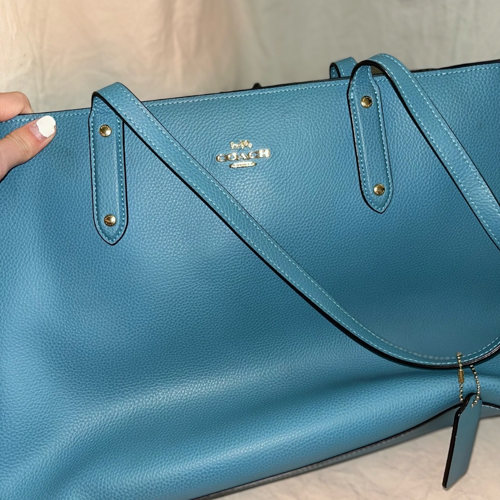 Coach Purse - Picture 3 of 3